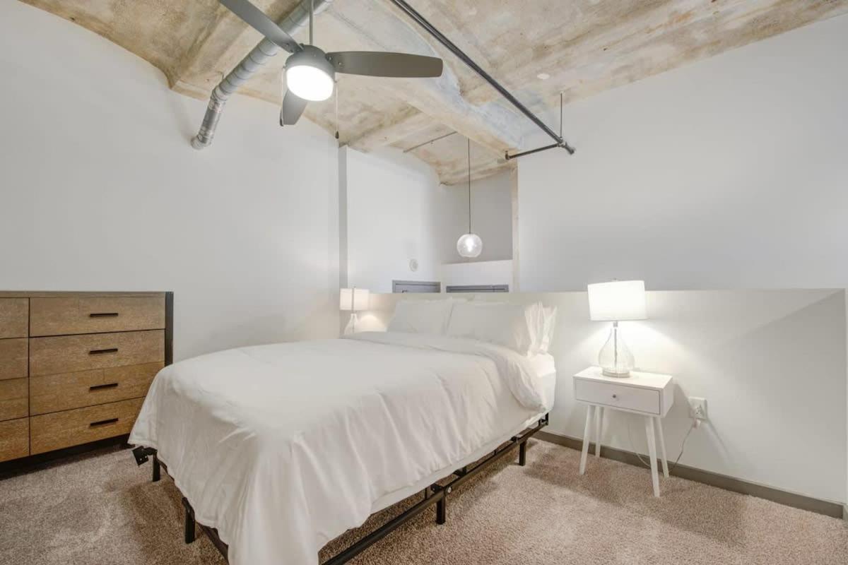 2Br 2Ba Spacious Historic Loft With Gym By Envitae Kansas City Ngoại thất bức ảnh