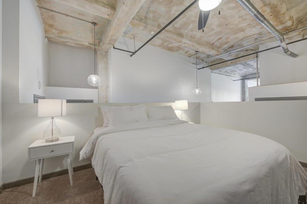 2Br 2Ba Spacious Historic Loft With Gym By Envitae Kansas City Ngoại thất bức ảnh