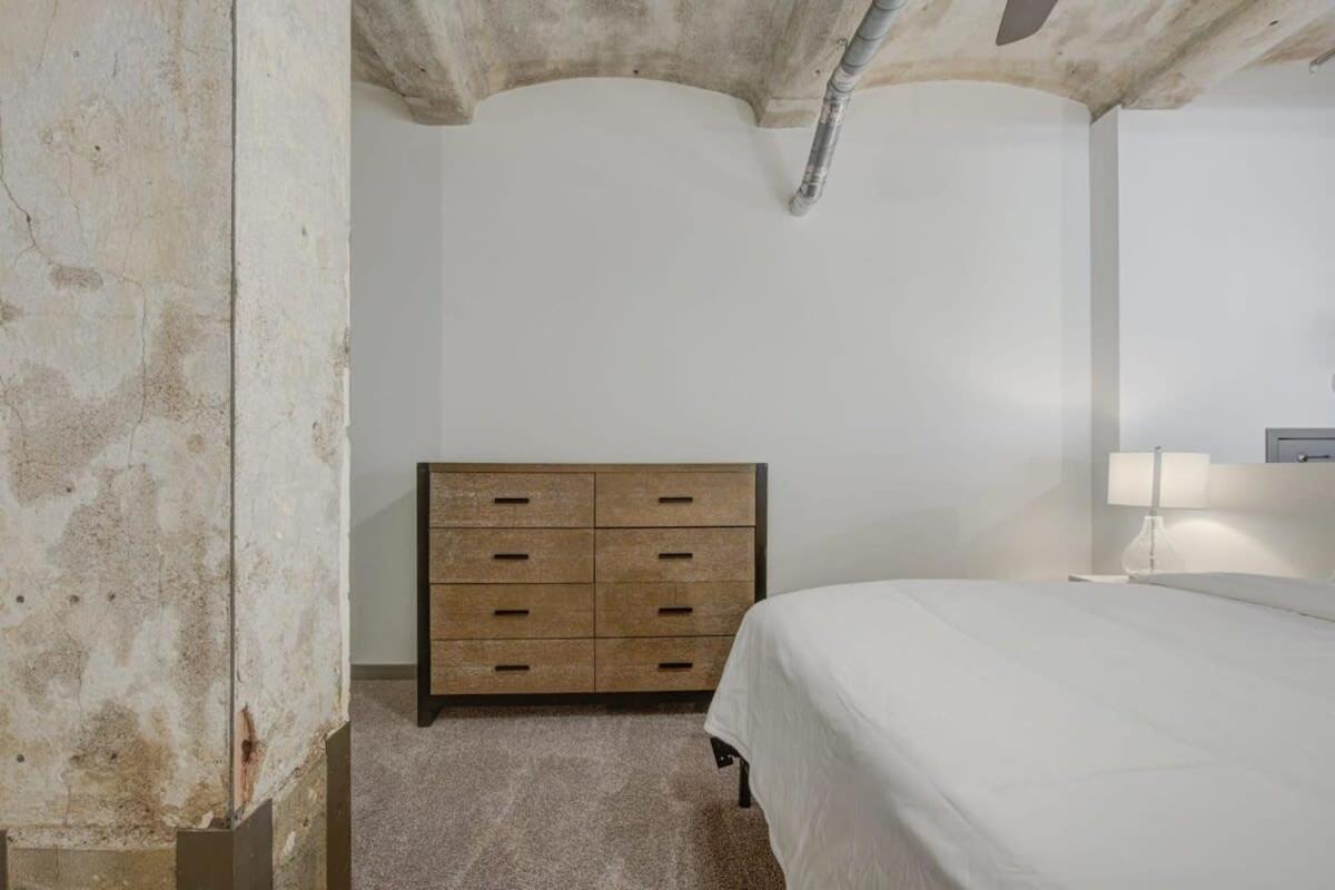 2Br 2Ba Spacious Historic Loft With Gym By Envitae Kansas City Ngoại thất bức ảnh