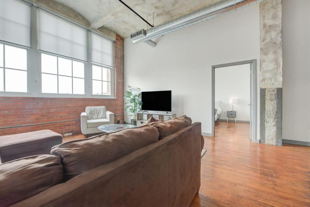 2Br 2Ba Spacious Historic Loft With Gym By Envitae Kansas City Ngoại thất bức ảnh