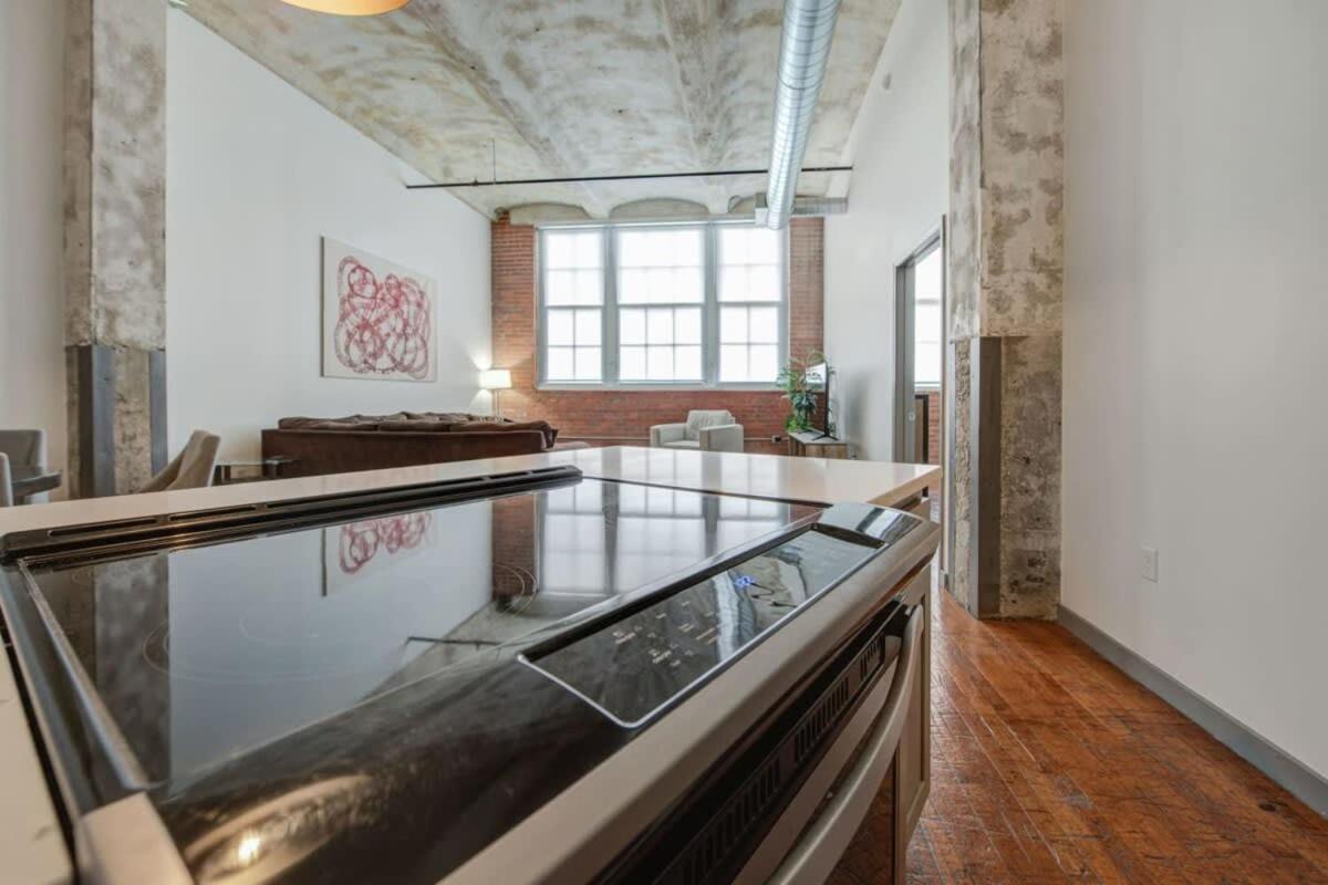 2Br 2Ba Spacious Historic Loft With Gym By Envitae Kansas City Ngoại thất bức ảnh